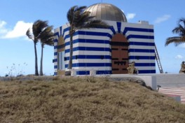 NYT: Эпштейн собирал исламские артефакты для своего острова
-ФОТО 