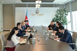 Джаббаров провел переговоры с делегацией ЕБРР: инфраструктура и энергетика 
