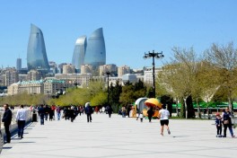 В Азербайджане 2 августа сохранится жаркая и сухая погода