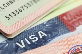 США введут визовые залоги до $20 тыс. для граждан 50 стран