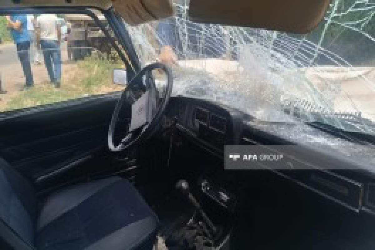 В Товузском районе легковой автомобиль врезался в грузовик, пострадали водитель и ребёнок -ФОТО -ОБНОВЛЕНО 