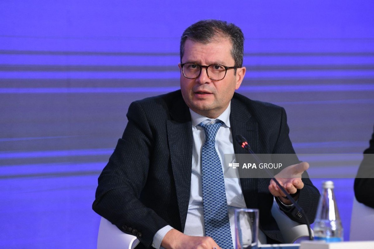 Президент Азербайджана сменил постоянного представителя при ЮНЕСКО 