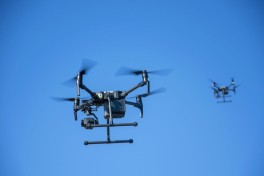 Шесть неизвестных дронов заметили над важным объектом Бундесвера
