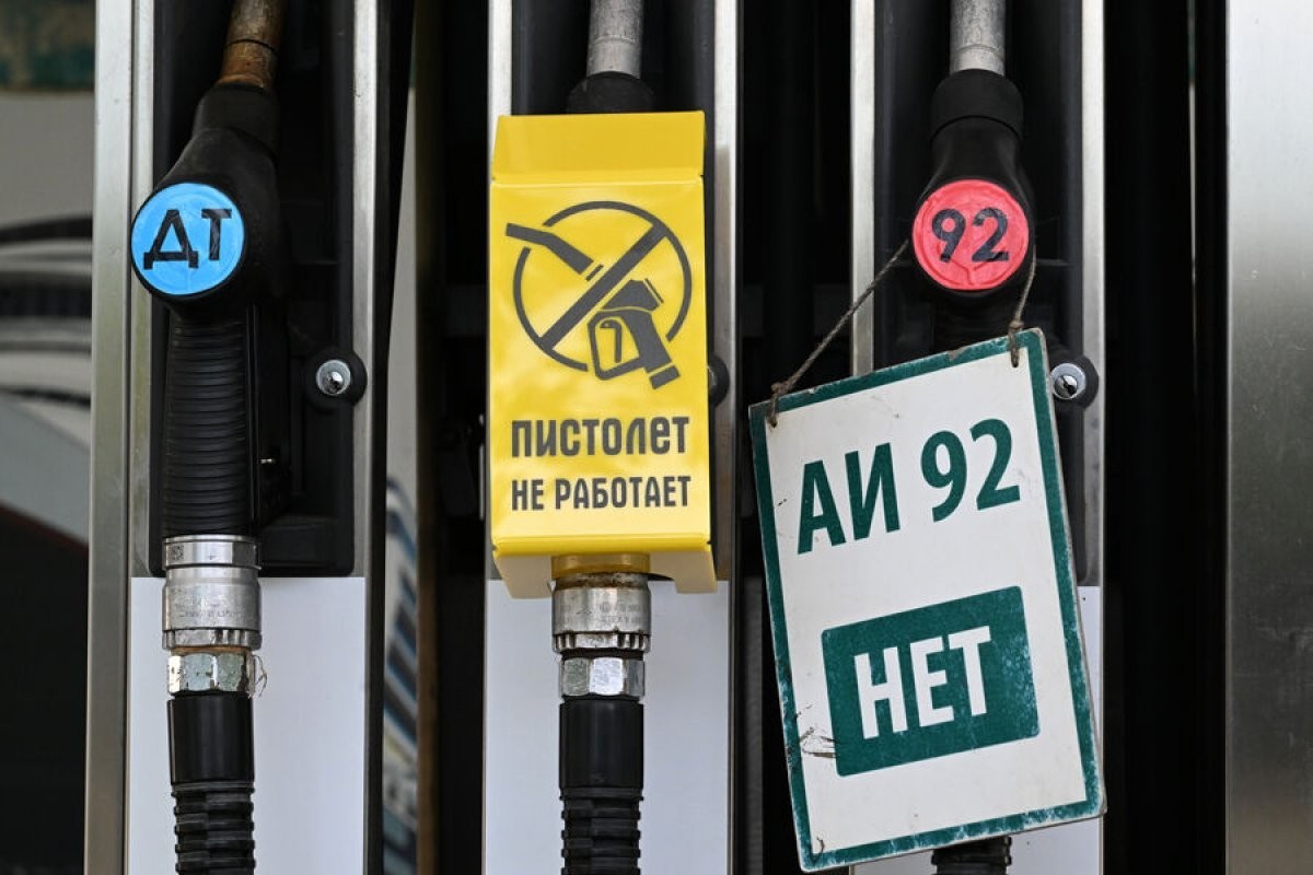 В России сокращается число АЗС на фоне роста цен на бензин