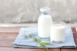 Ученые пересмотрели влияние жирных молочных продуктов на организм