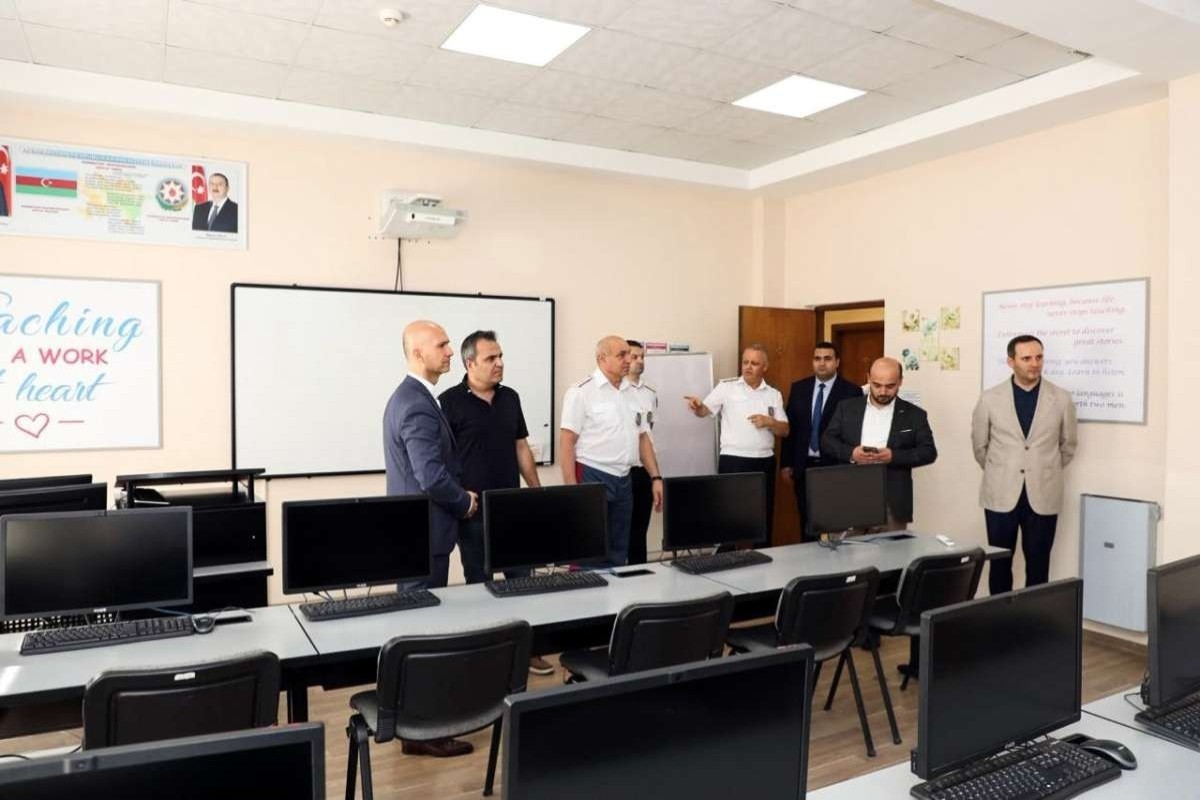 Азербайджан и Турция обсудили ускорение грузопотока по Среднему коридору