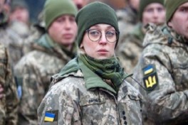 На Украине предложили мобилизовать бездетных женщин
