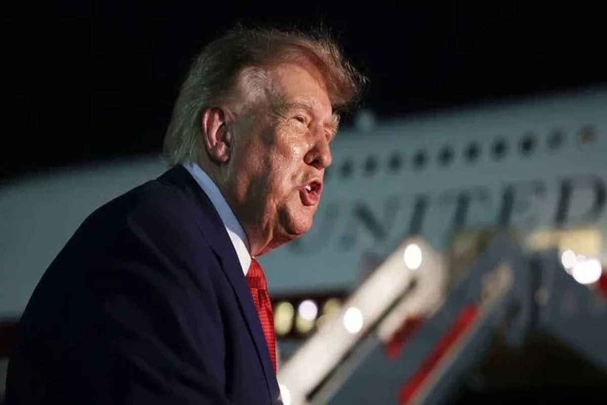 Трамп подтвердил тайную смену самолета в Турции из-за угрозы покушения