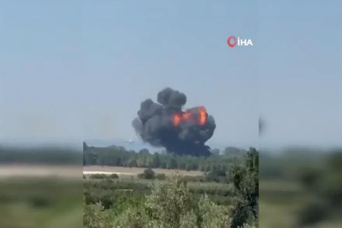 Военный F-16 разбился в Турции: пилот успел катапультироваться