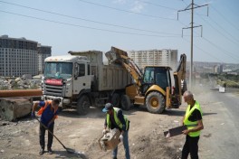 МЧС очистило пожароопасные участки в Баку и регионах Азербайджана-ФОТО 