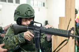 Китай назвал военные учения Тайваня «дорогостоящим спектаклем»