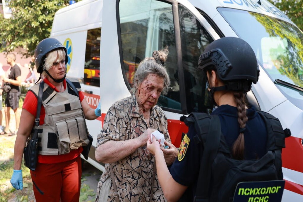 Десять человек погибли при ракетном ударе по Харьковской области