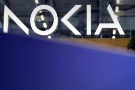 Nokia планирует закрыть все заводы в Китае