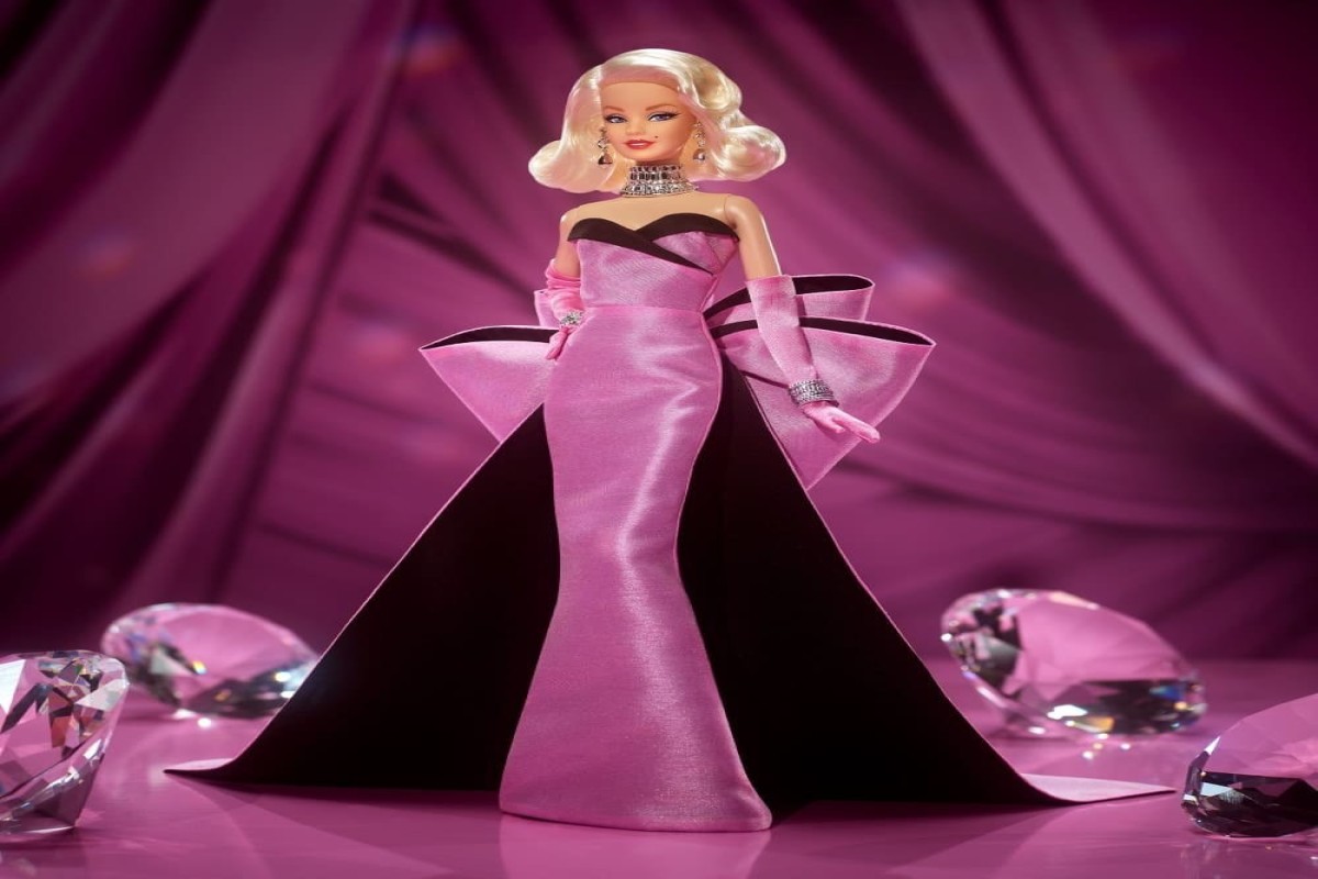 Mattel представила Барби в легендарном образе Мэрилин Монро-ФОТО 