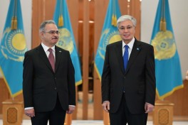 Посол Азербайджана вручил верительные грамоты Президенту Казахстана-ФОТО 