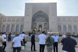 Азербайджанские журналисты посетили Центр исламской цивилизации в Узбекистане-ФОТО 