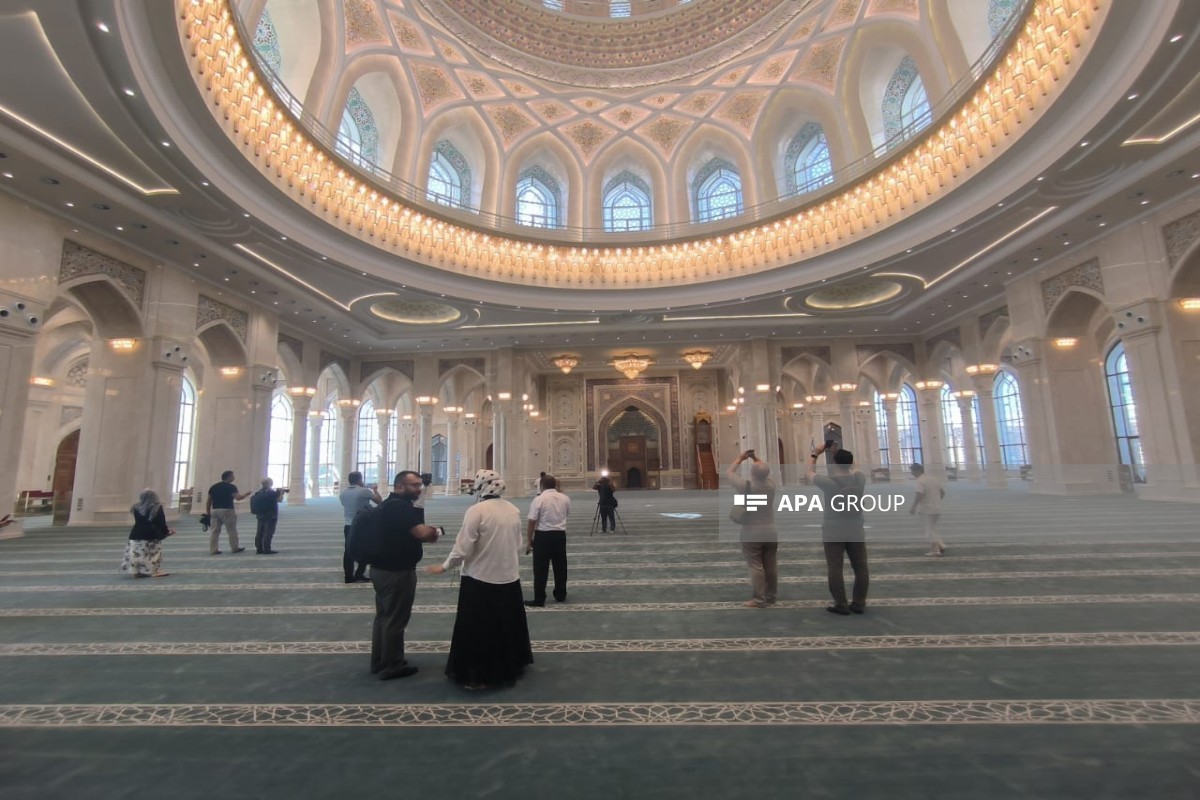 Азербайджанские журналисты побывали в мемориальном комплексе Имама Бухари-ФОТО 