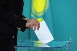 В Казахстане проходят внеочередные парламентские выборы