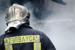 В Баку произошёл пожар в жилом доме-ВИДЕО 