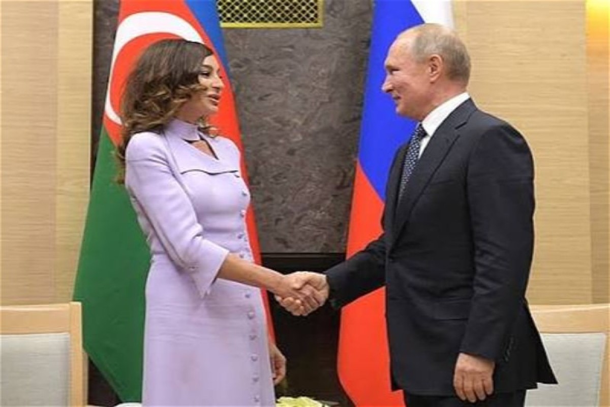 Путин поздравил Мехрибан Алиеву
