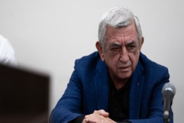Серж Саргсян прибыл в АК Армении, но не знает почему