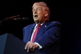 Трамп заявил, что его не беспокоят утверждения о возможности действий РФ против стран НАТО