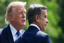WSJ: Трамп лично отправил главу ЦРУ на тайные переговоры в Москву