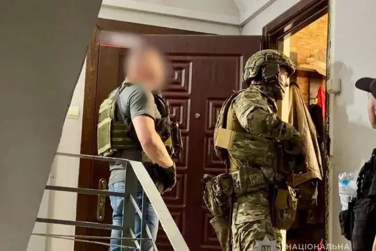 В Одессе мужчина убил родителей и застрелился сам