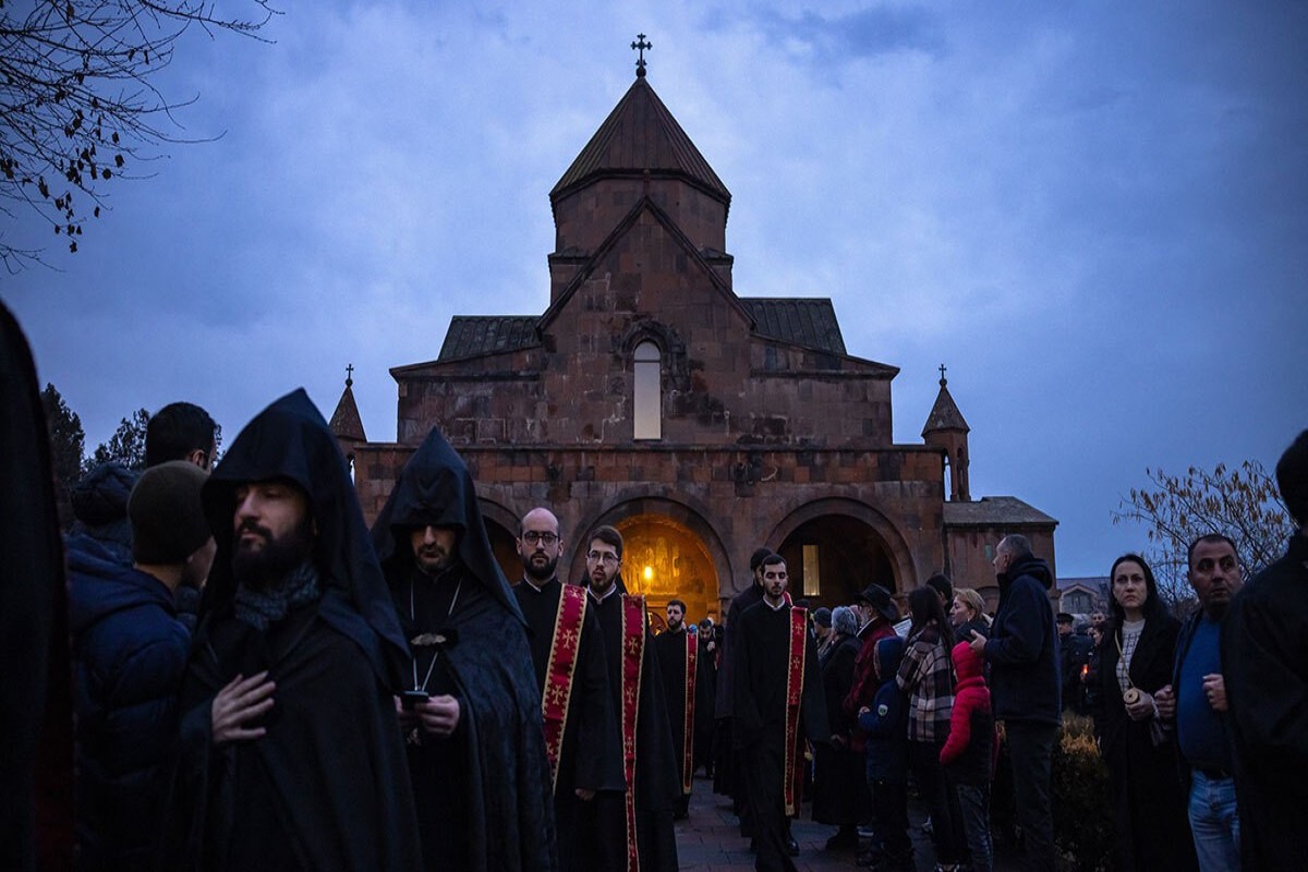 Армянская церковь обвинила правоохранительные органы в нарушении конституции