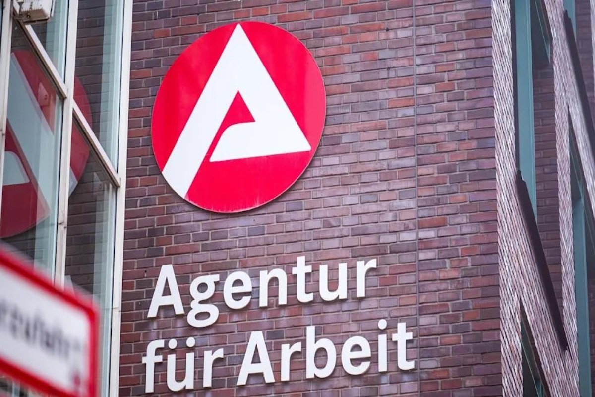 Шансы безработных в Германии найти работу упали до минимума за 12 лет