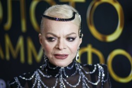 Долина снимает жилье после продажи своей квартиры Лурье