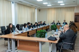 В Баку прошло заседание Рабочей группы по реструктуризации и банкротству-ФОТО 