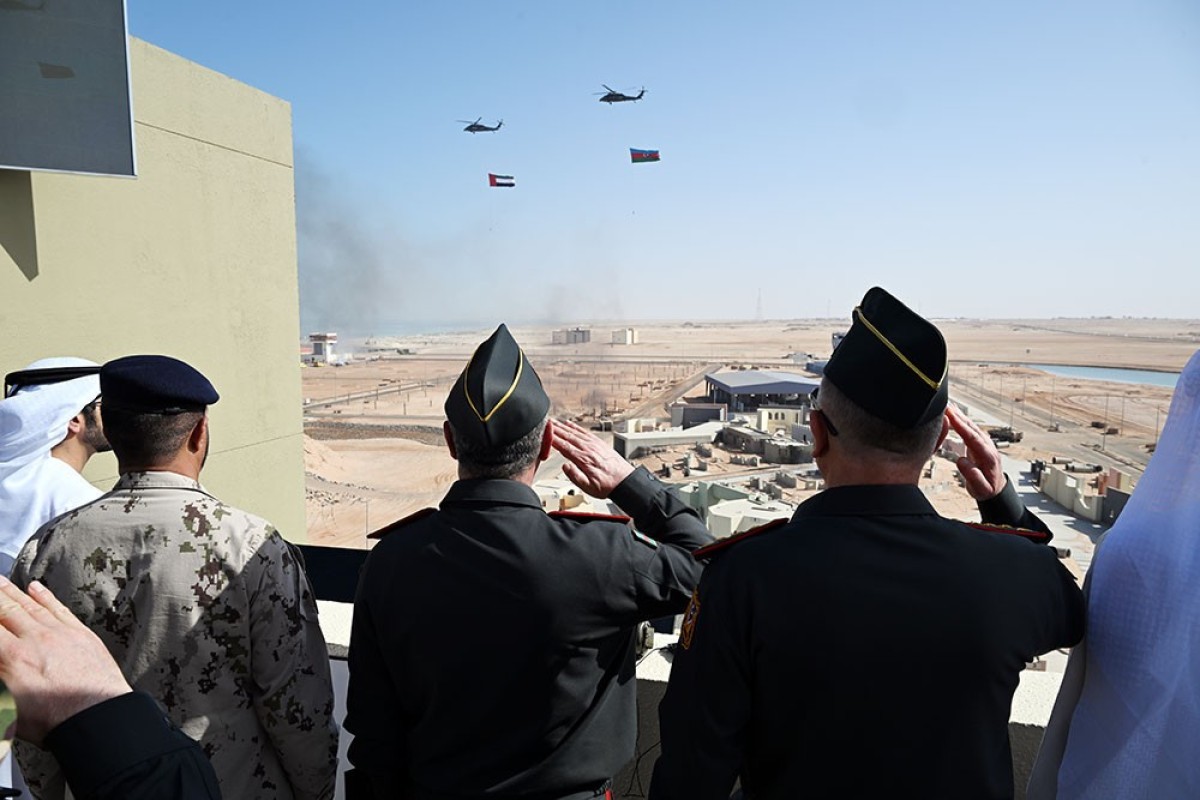 Азербайджан и ОАЭ обсудили развитие военного сотрудничества-ФОТО 