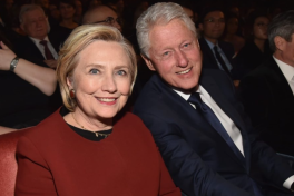 Билл и Хиллари Клинтон дадут показания против Эпштейна