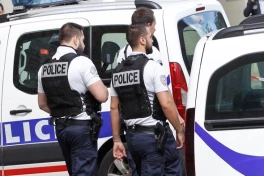 Власти Франции проверяют соцсеть X: обыски, допросы и расследование