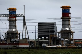 США могут на этой неделе выдать лицензию на добычу нефти в Венесуэле