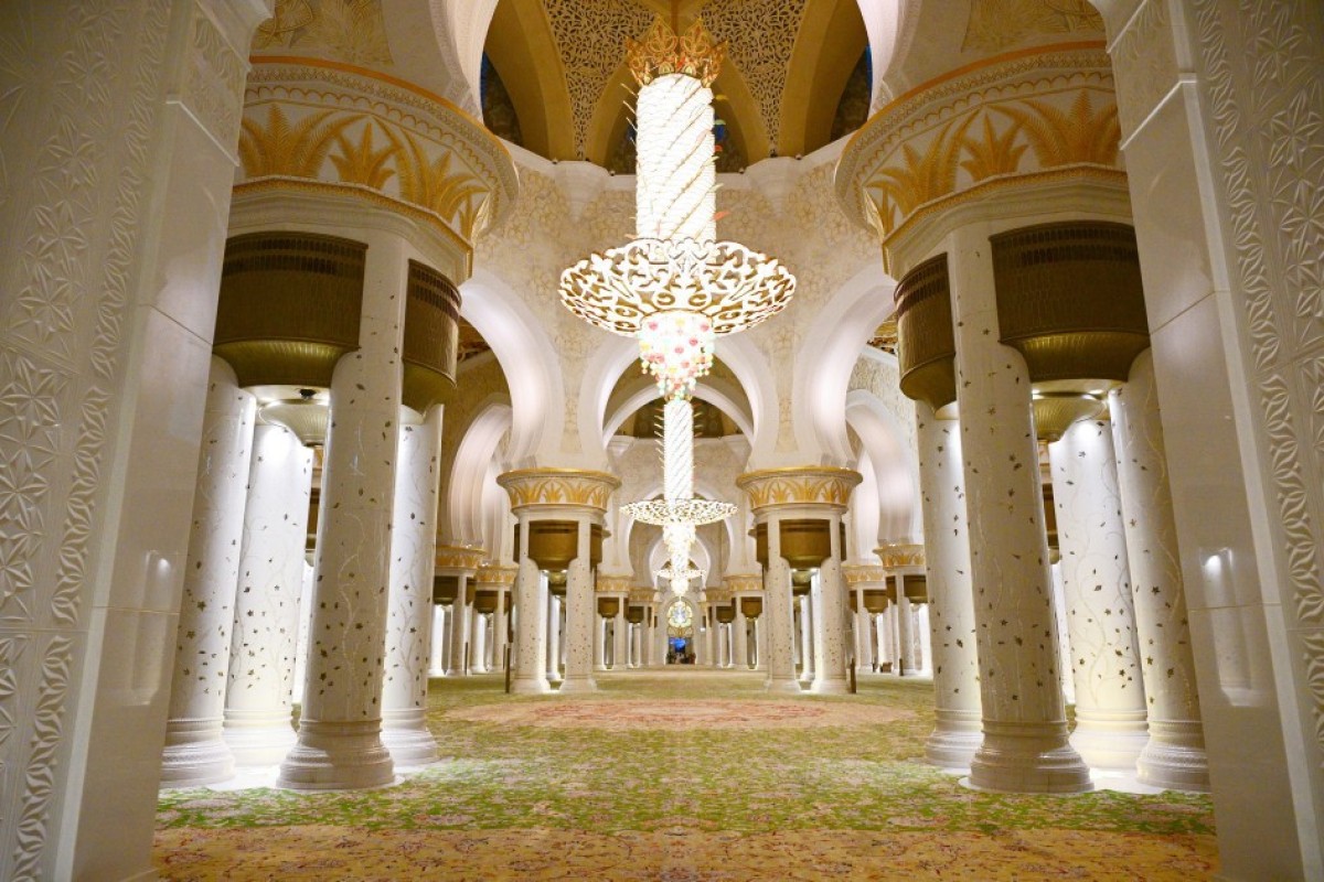 Лейла Алиева посетила в Абу-Даби мечеть Шейха Заида-ФОТО 