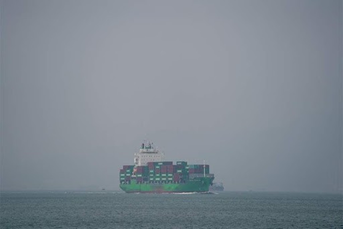 В Эстонии задержали контейнеровоз с российскими моряками