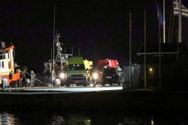 СМИ: У острова Хиос при задержании катера с мигрантами погибли 14 человек