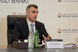 Центробанк Азербайджана зафиксировал снижение спроса на доллар