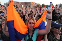 Министерство секса и страх перед женщинами: предвыборные дискуссии в Армении на страницах западных СМИ 