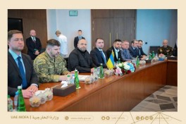 В Абу-Даби завершился первый день переговоров между Украиной, США и Россией