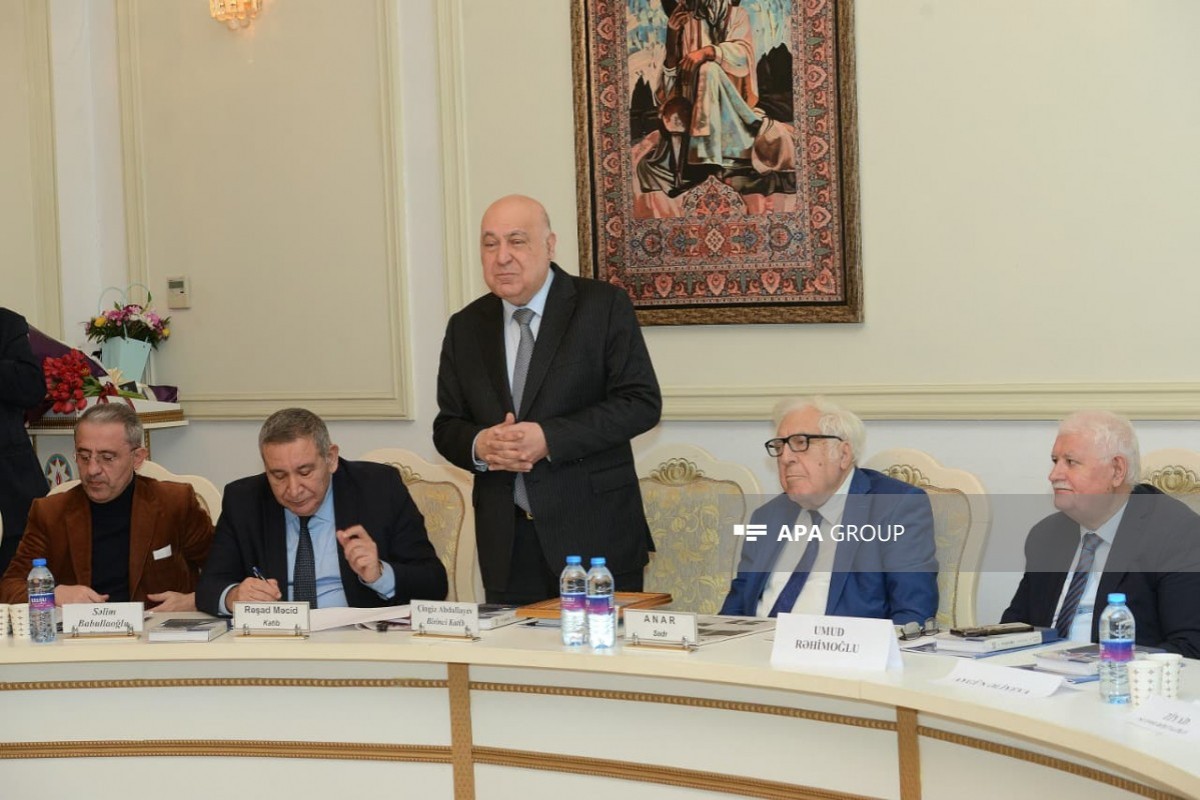 Юбилей Умуда Мирзаева собрал представителей интеллигенции Азербайджана-ФОТО 