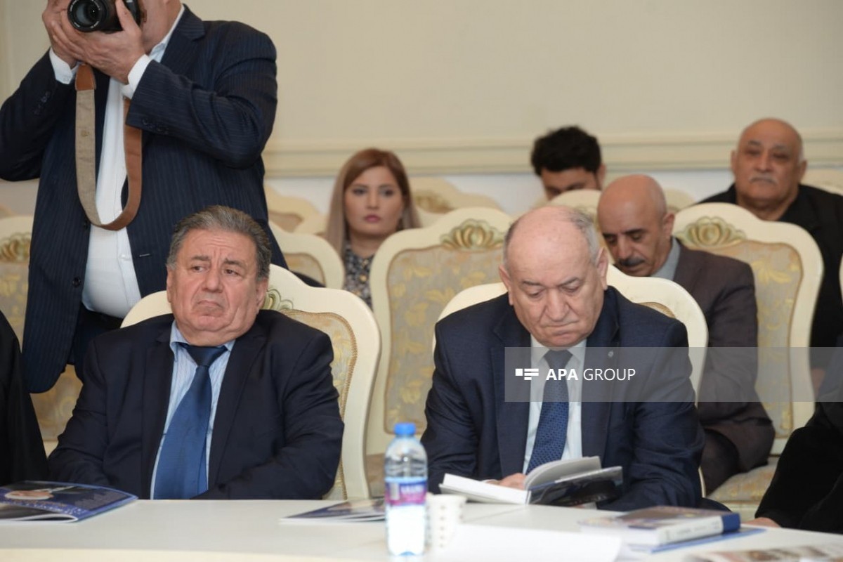 Юбилей Умуда Мирзаева собрал представителей интеллигенции Азербайджана-ФОТО 