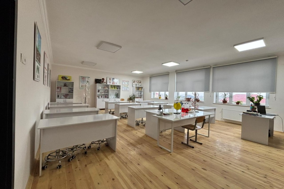 В Абшеронском районе введены в эксплуатацию 6 учебных заведений-ФОТО 