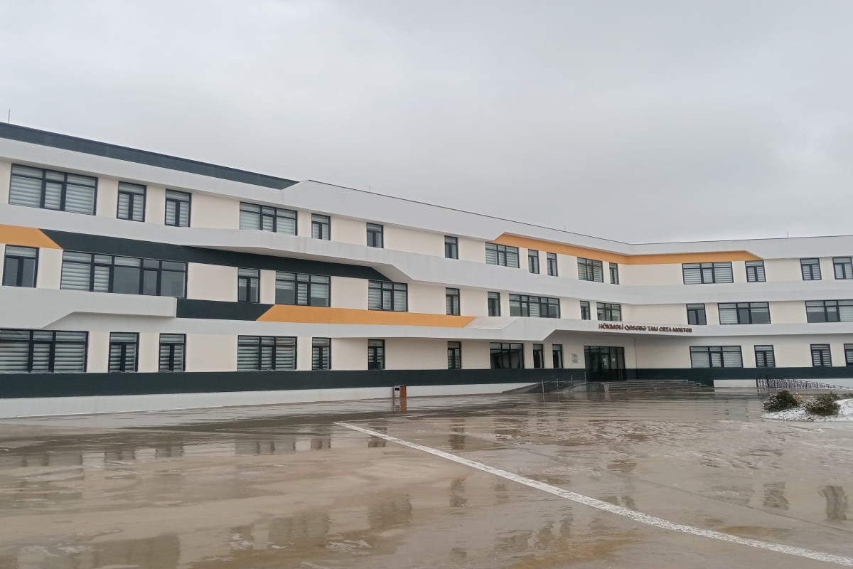 В Абшеронском районе введены в эксплуатацию 6 учебных заведений-ФОТО 