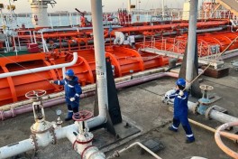 Азербайджан закупил у Казахстана более 229 тыс тонн нефти для НПЗ