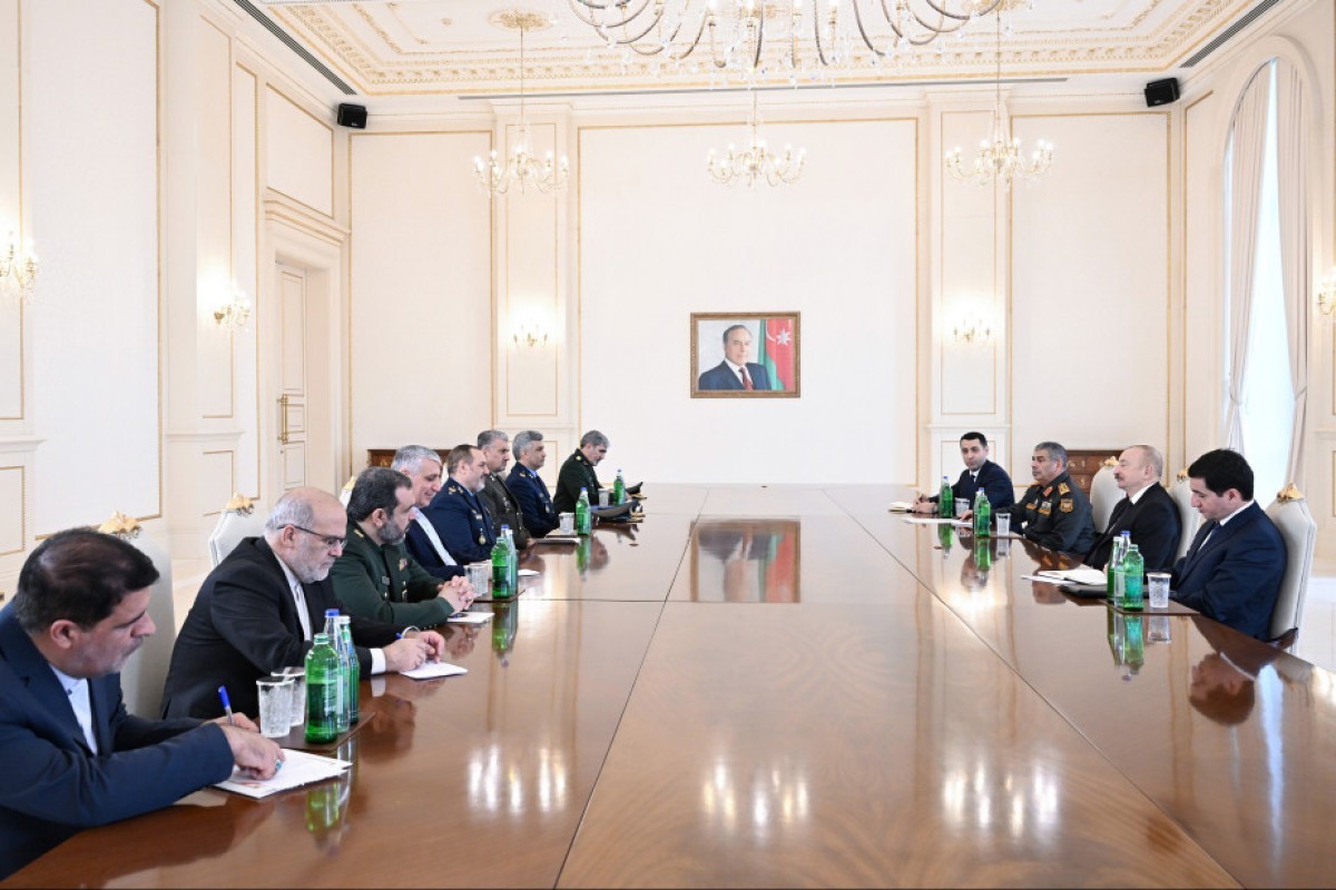 Ильхам Алиев принял министра обороны Ирана