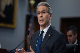 Министр финансов США пригрозил России «крупнейшими» санкциями