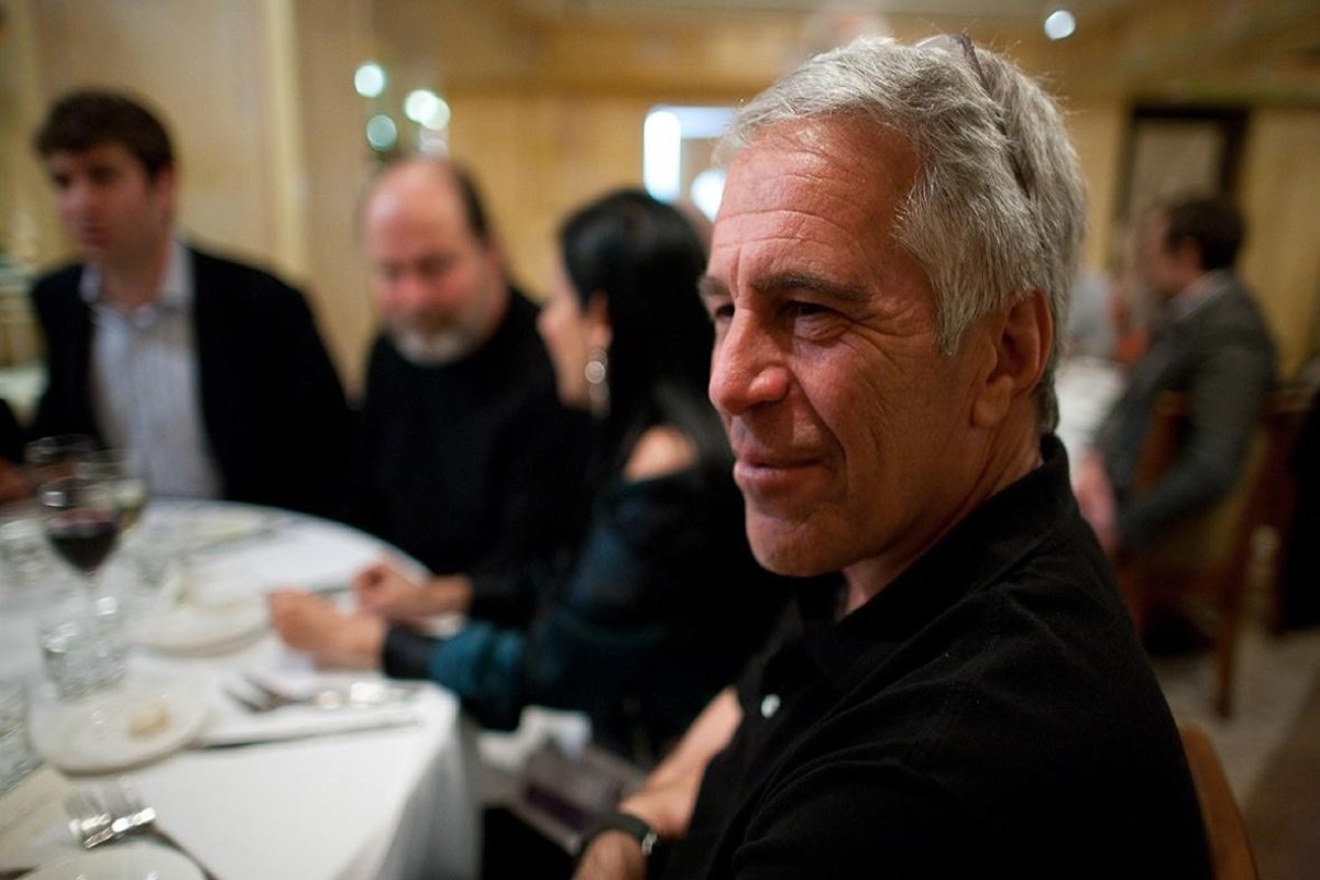 ФБР не нашло доказательств того, что Эпштейн был сутенером